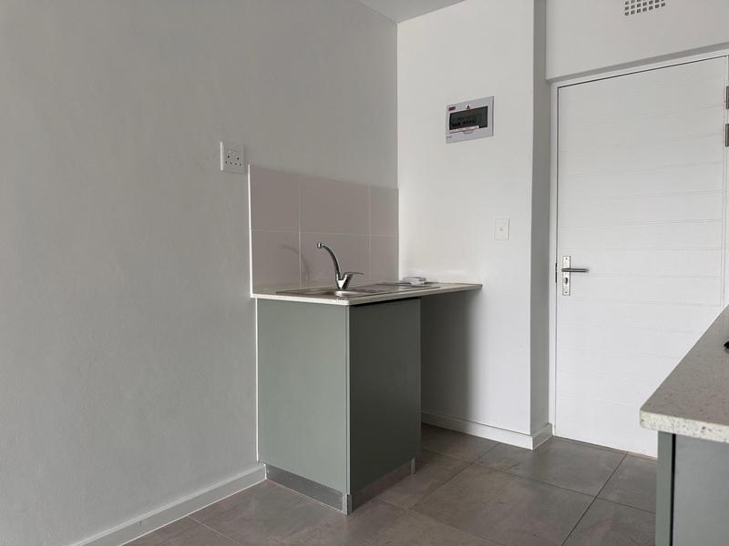 To Let 2 Bedroom Property for Rent in Parklands East Western Cape